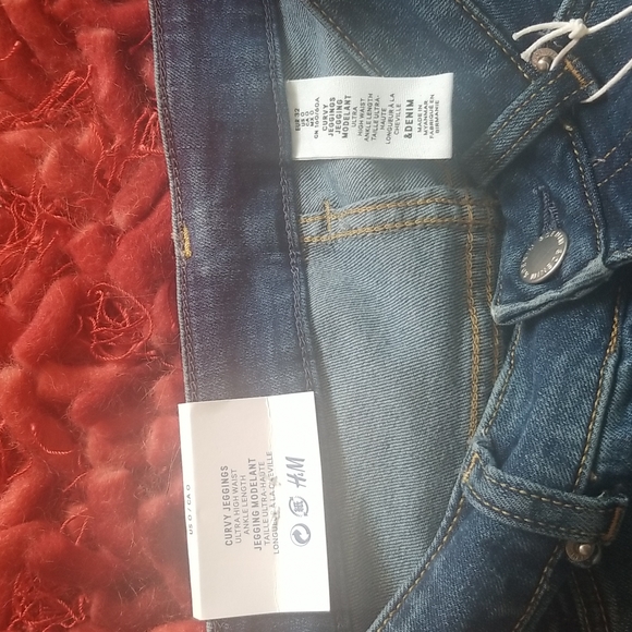 NWT H & M Size 0 Jeans - Picture 5 of 5